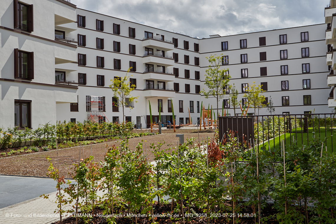 25.07.2023 - Rundgang im Alexisquartier in Neuperlach